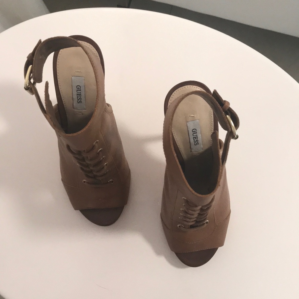 Guess Heels - image 4